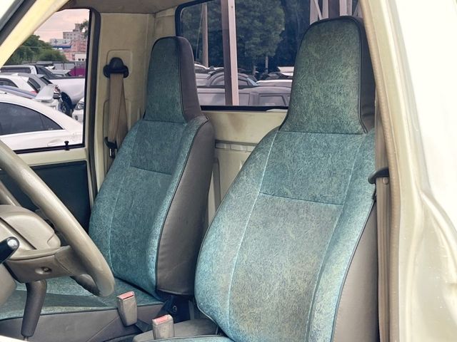 Mitsubishi Freeca  第11張相片