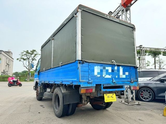 Mitsubishi Canter  第8張相片