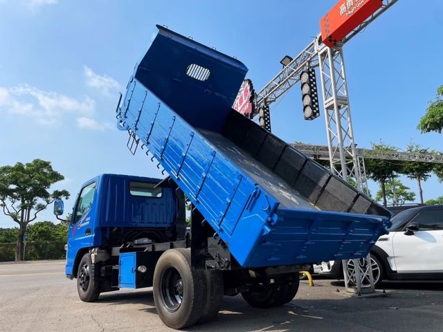 Mitsubishi Canter  第7張相片