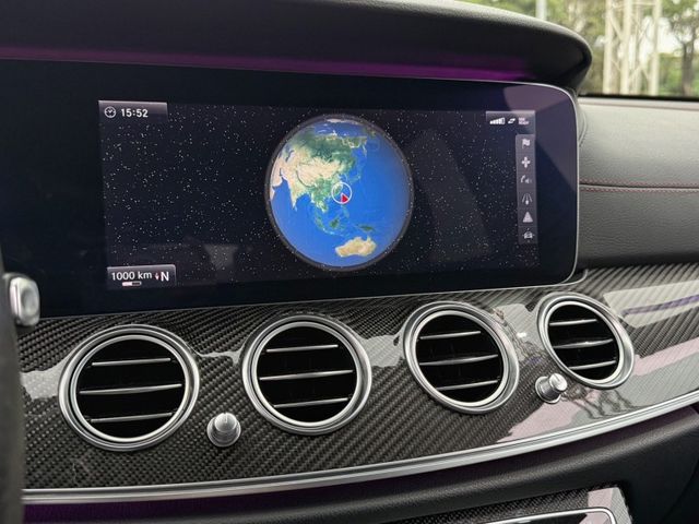 Mercedes-Benz/賓士 E-CLASS  第1張相片