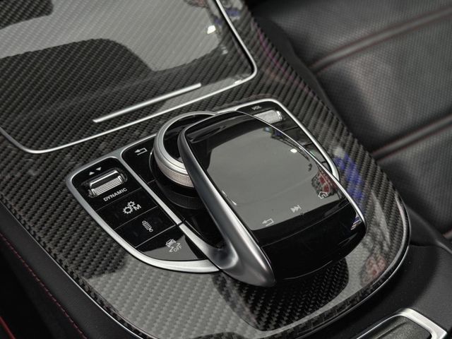 Mercedes-Benz/賓士 E-CLASS  第12張相片