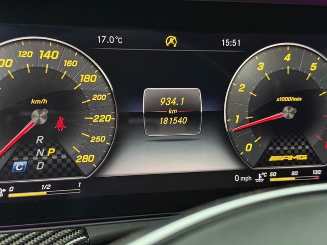 Mercedes-Benz/賓士 E-CLASS  第16張相片