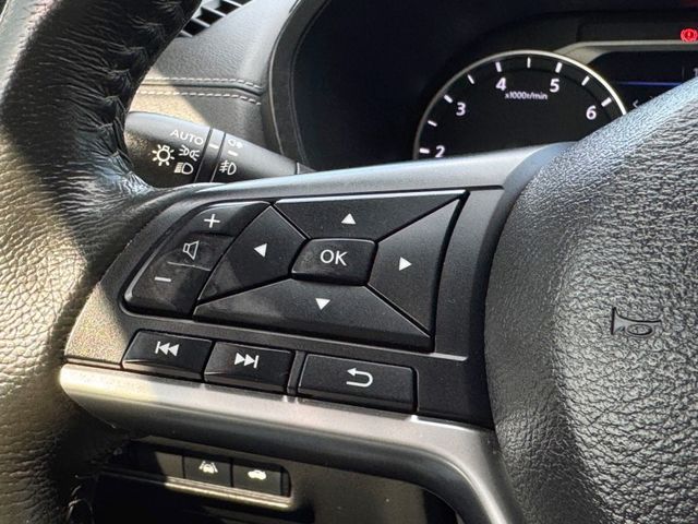 Nissan Sentra  第15張相片