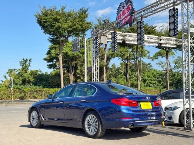 BMW/ 寶馬 520i Luxury  第7張相片