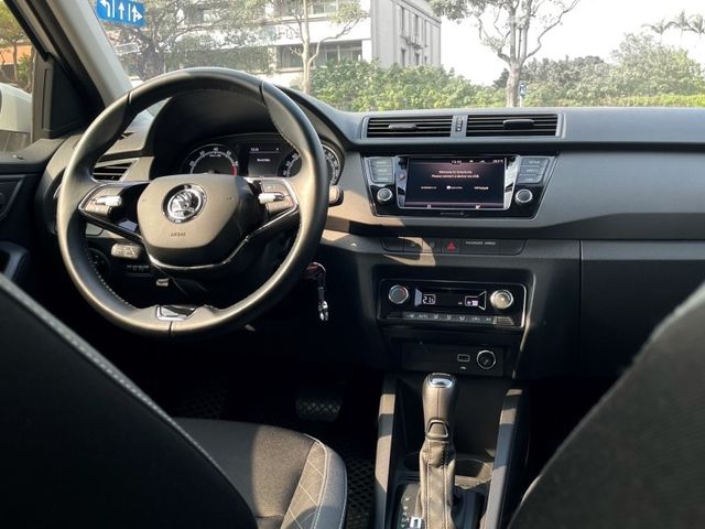 Skoda Fabia  第10張相片