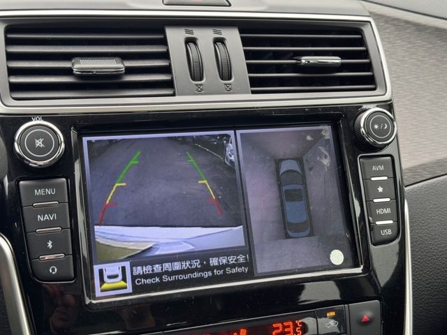 Nissan Tiida  第12張相片