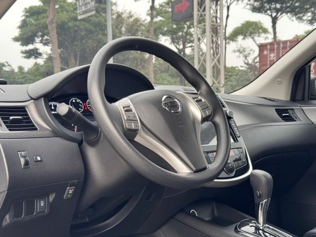 Nissan Tiida  第20張相片
