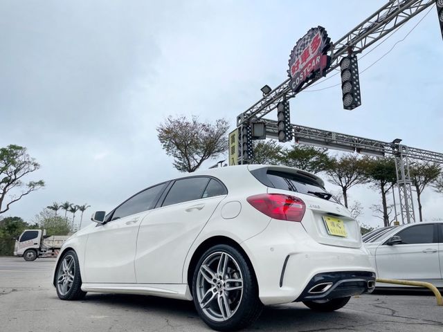 Mercedes-Benz/賓士 A-CLASS  第15張相片