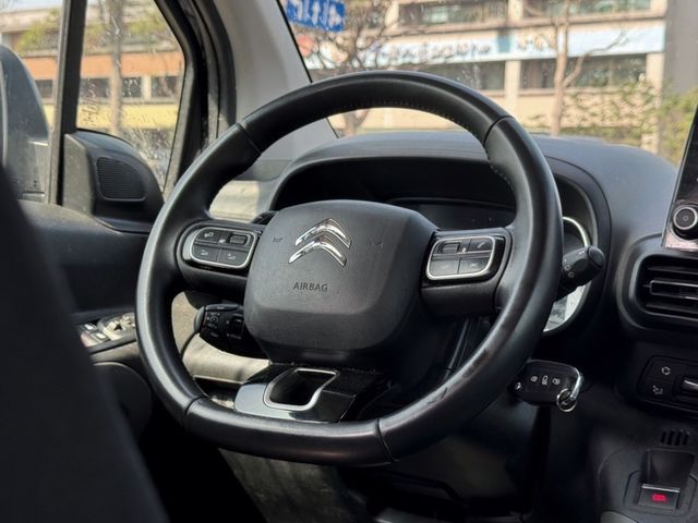 Citroen 雪鐵龍 Evasion Turbo  第12張相片