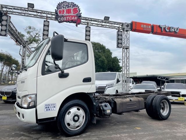 Hino 300  第6張相片
