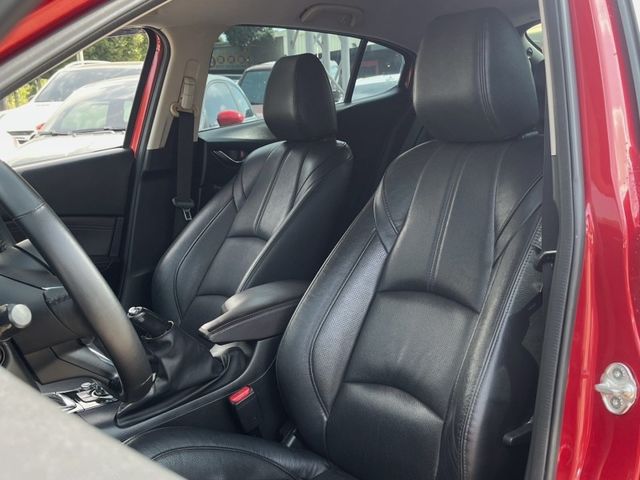 Mazda Mazda3  第16張相片