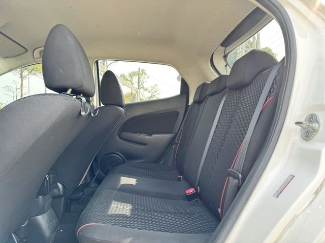 Mazda Mazda2  第4張相片