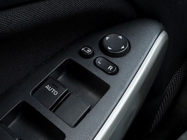 Mazda Mazda2  第13張相片