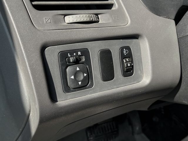 Mitsubishi Zinger  第2張相片