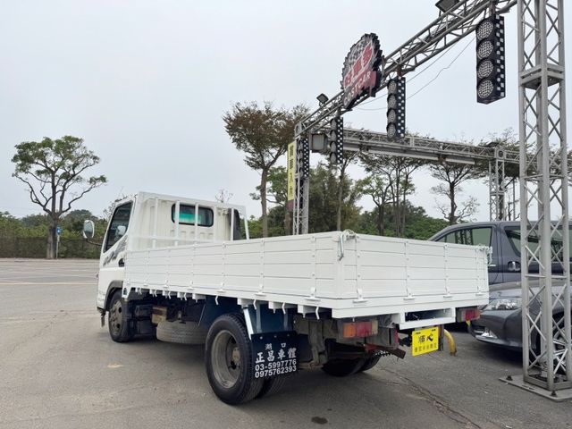 Mitsubishi Canter  第11張相片