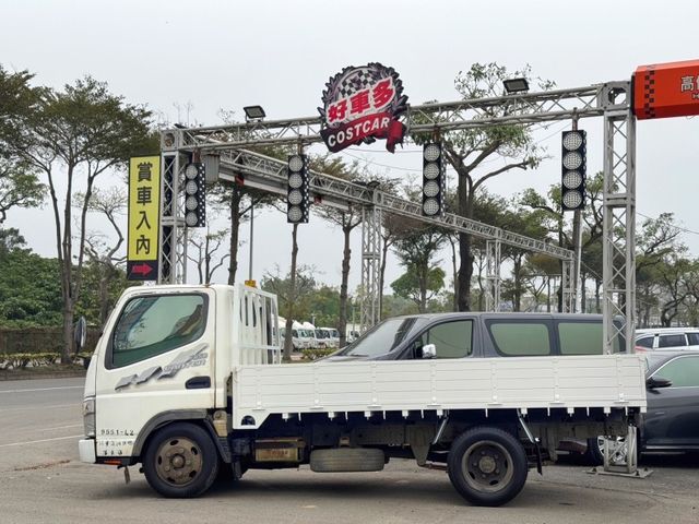 Mitsubishi Canter  第13張相片