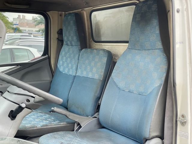 Mitsubishi Canter  第6張相片
