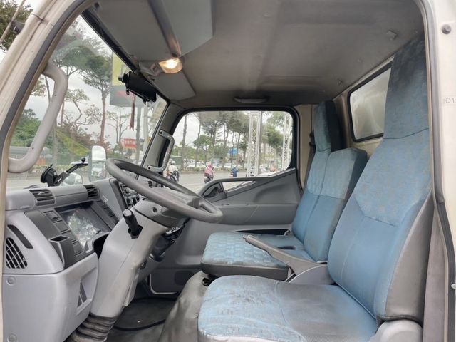 Mitsubishi Canter  第7張相片