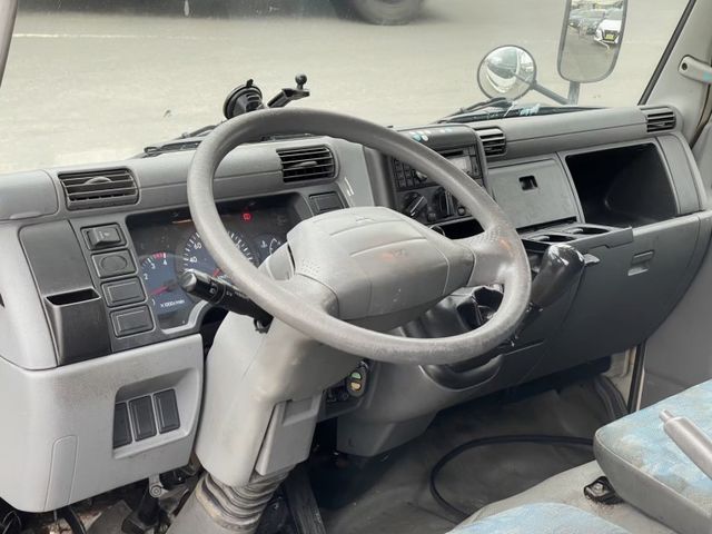 Mitsubishi Canter  第10張相片