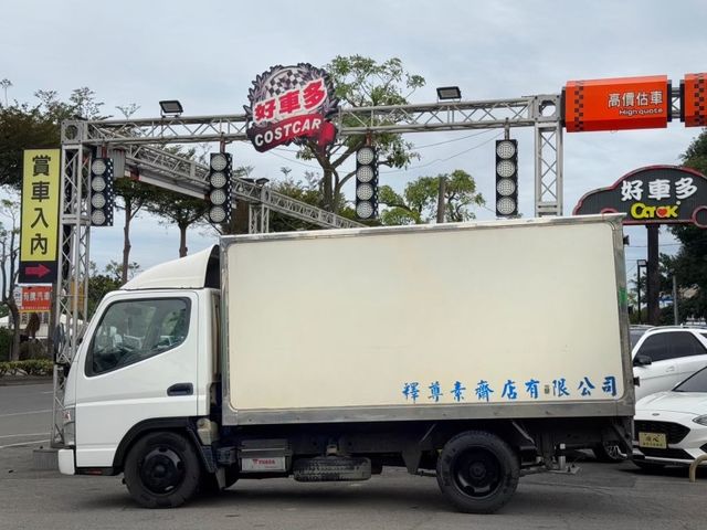 Mitsubishi Canter  第13張相片