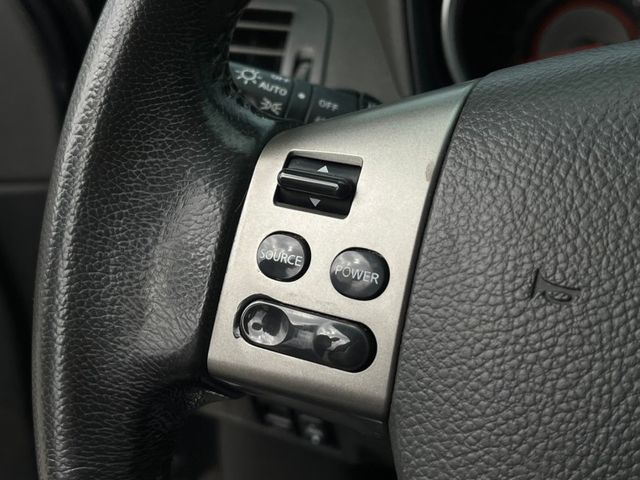 Nissan Bluebird  第8張相片