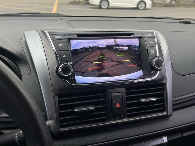 Toyota Yaris  第10張相片