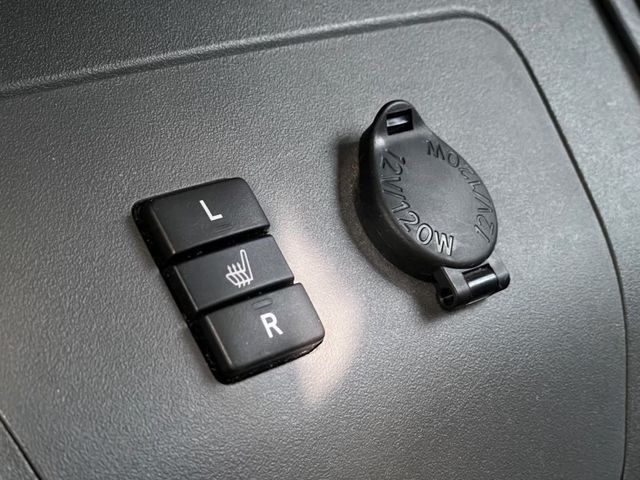 Toyota Prius  第12張相片