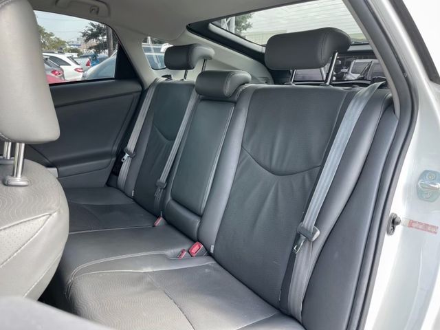 Toyota Prius  第14張相片