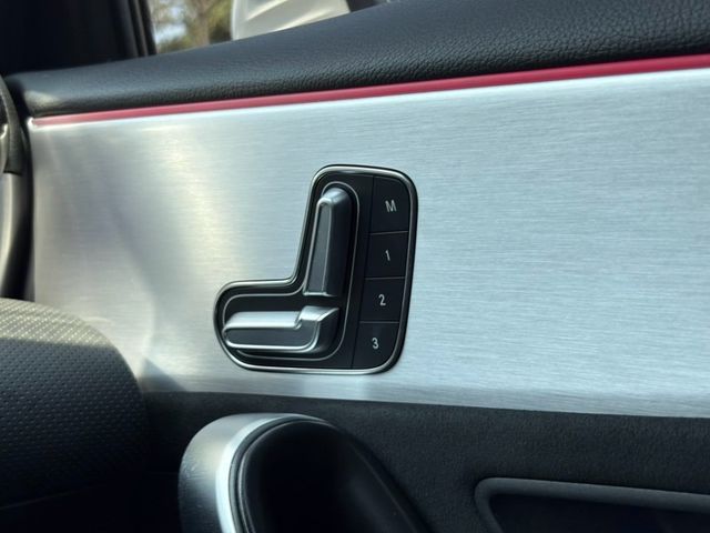 Mercedes-Benz/賓士 A-CLASS  第8張相片