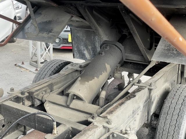 Mitsubishi Canter  第8張相片