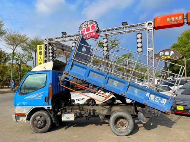 Mitsubishi Canter  第13張相片