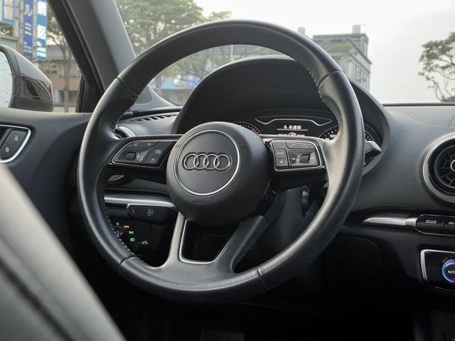 Audi A3  第8張相片