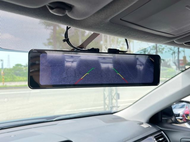 2018年 Camry 跑13萬  第3張相片