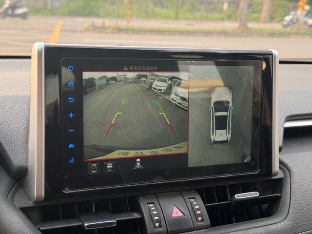 2021年RAV4 油電旗艦 跑6萬  第7張相片