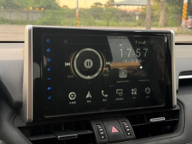 2021年RAV4 油電旗艦 跑6萬  第8張相片