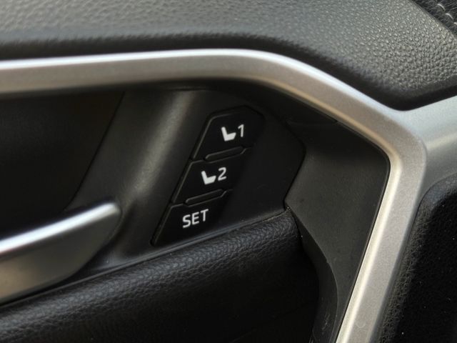 2021年RAV4 油電旗艦 跑6萬  第21張相片