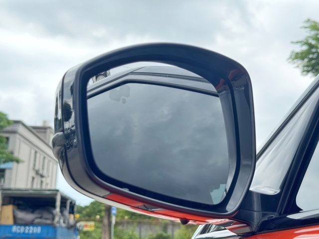 Land Rover Evoque  第24張相片