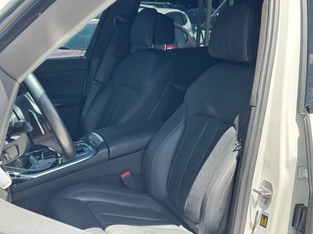 BMW/ 寶馬 X7  第18張相片