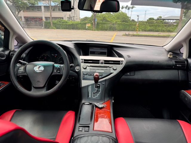 Lexus RX  第4張相片