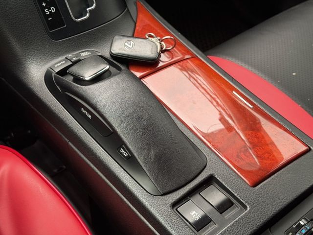 Lexus RX  第13張相片