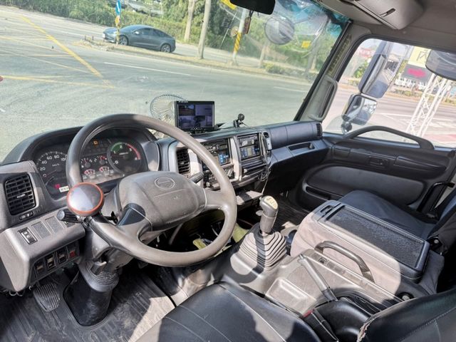 Hino 500  第5張相片