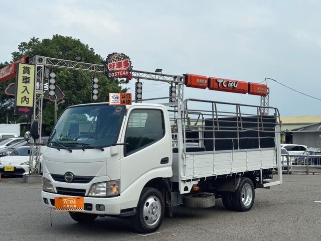 Hino 300  第1張相片