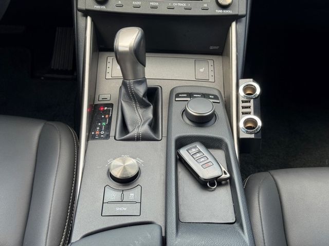 Lexus IS  第9張相片