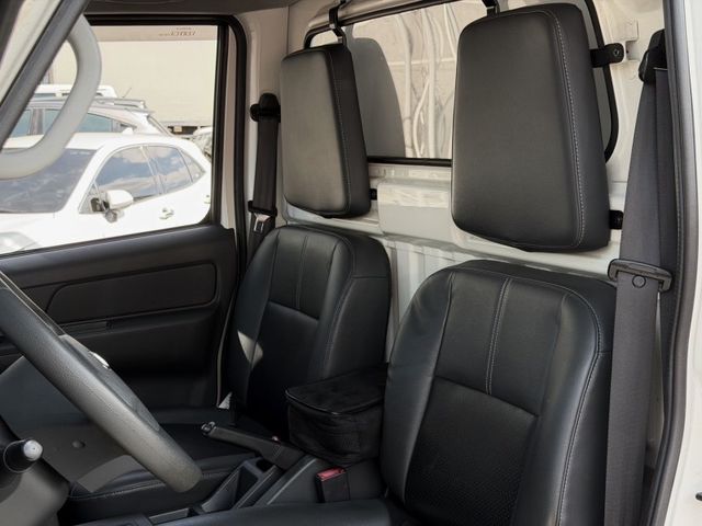 Mitsubishi Veryca  第8張相片