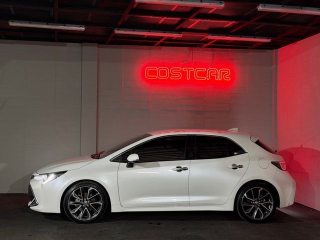 Toyota Auris  第2張相片