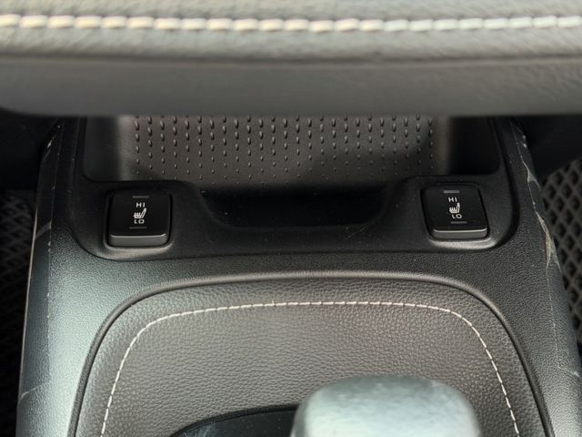 Toyota Auris  第9張相片