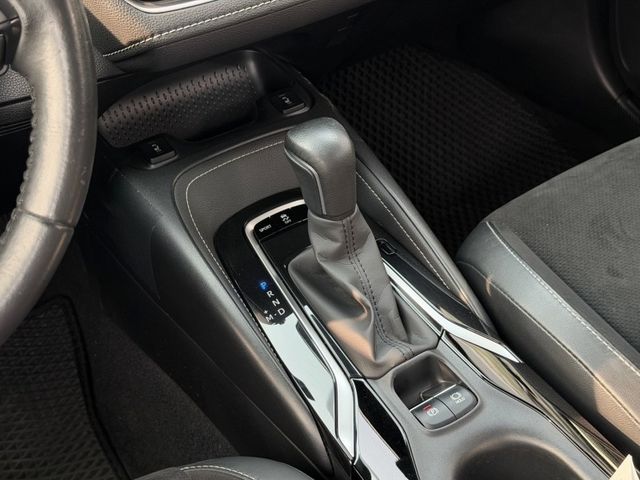 Toyota Auris  第12張相片