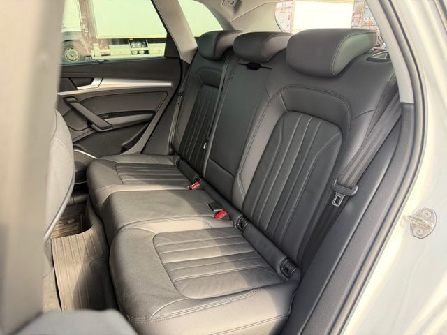 Audi Q5  第12張相片
