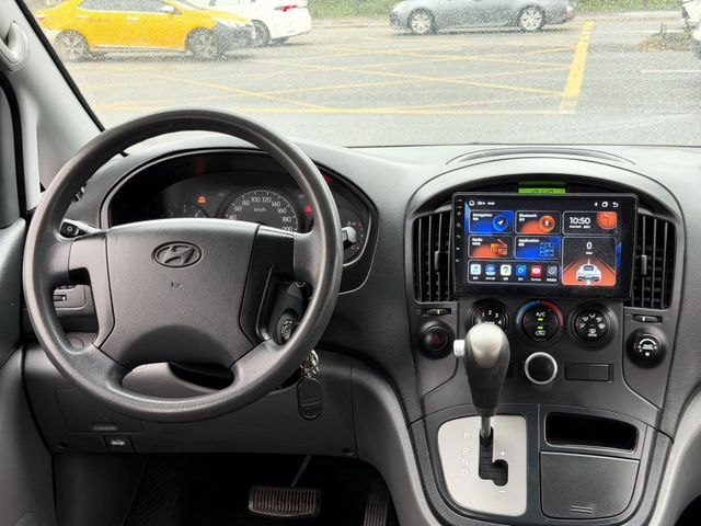 Hyundai Starex  第5張相片