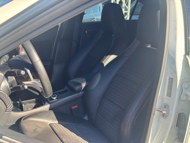 Mercedes-Benz/賓士 A-CLASS  第4張相片